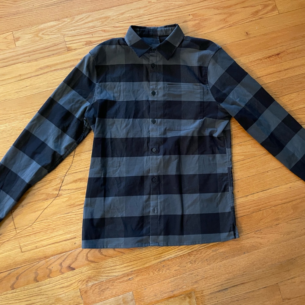 lululemon athletica Black and Gray Plaid Casual Button Down Shirt